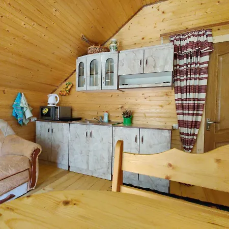 зелена валило Ferienhaus Kossiw