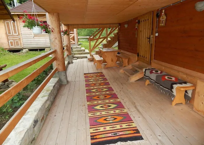 зелена валило Tatil Evi Kosiv